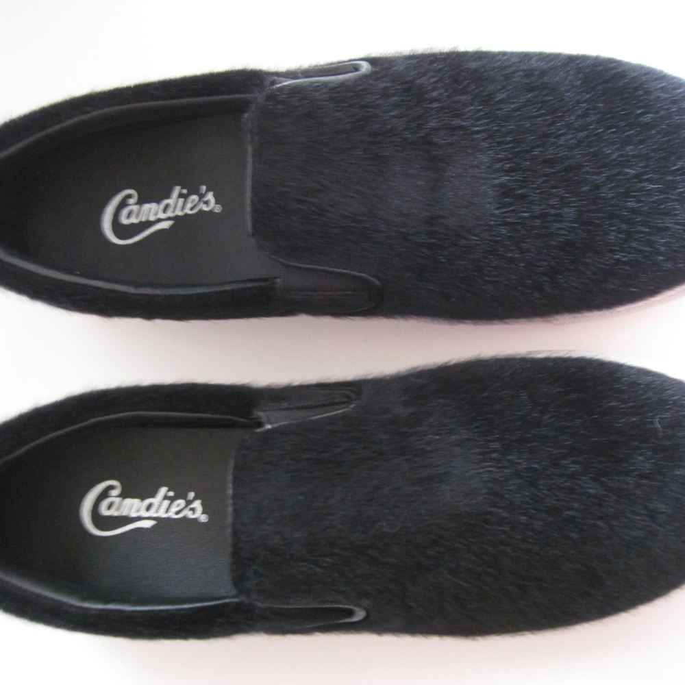 New Candies Black Furry Comfortable Walking Shoes